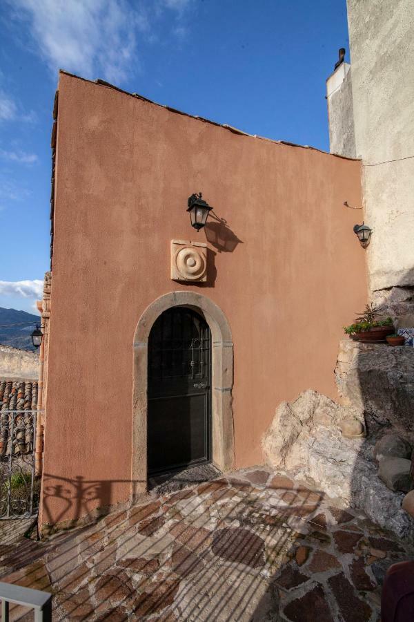 Casa La Rocca * Forza d'Agro